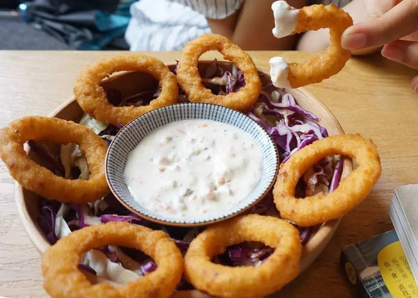 �u�����[Ȧ